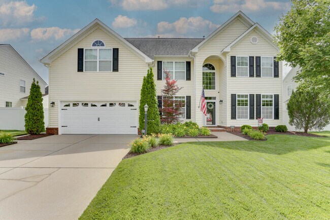 Building Photo - 1945 Breck Ave