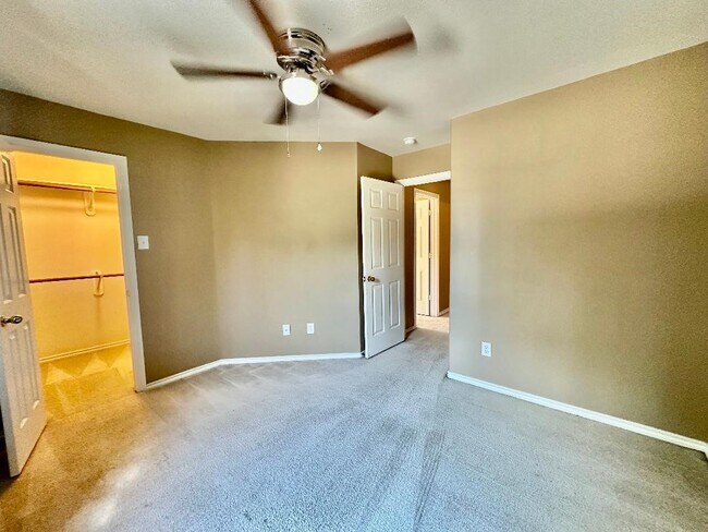 Building Photo - 20235 Arbolada Green Ct