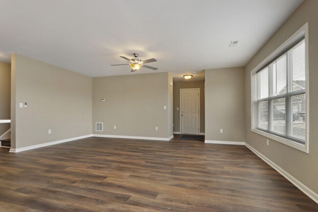 Building Photo - 342 Cattail Ct