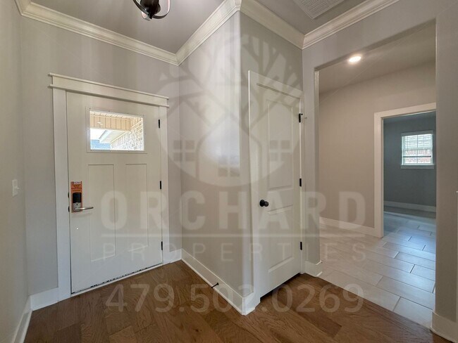 Building Photo - Tontitown- Single-Family Home- Popular Wellington Plan- 9 Month Lease