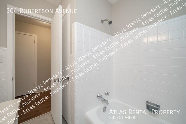 Building Photo - 304 Robertson Ave