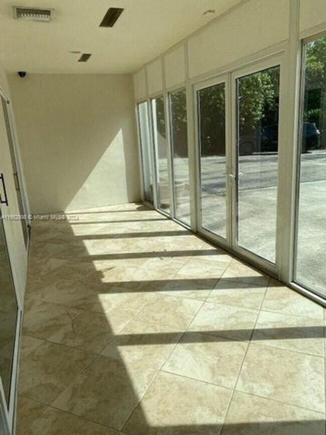 Building Photo - 4450 S Jog Rd