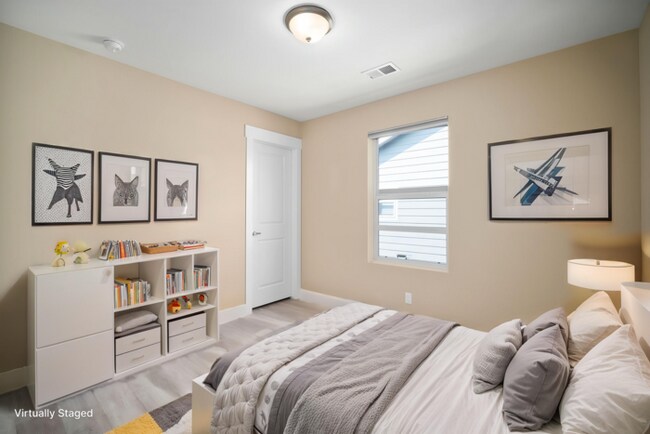 Building Photo - Modern 3BR Lakewood Townhome with 2-Car Garage