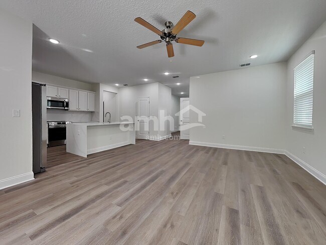 Building Photo - 11476 Bay Hl Cir