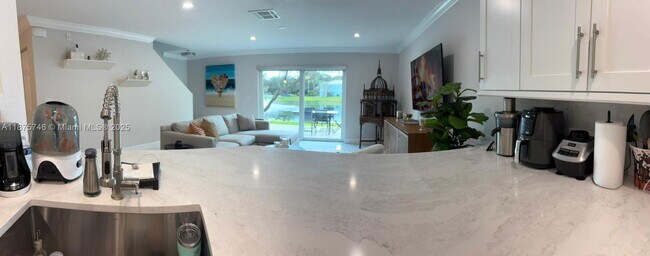 Building Photo - 16207 Sierra Palms Dr