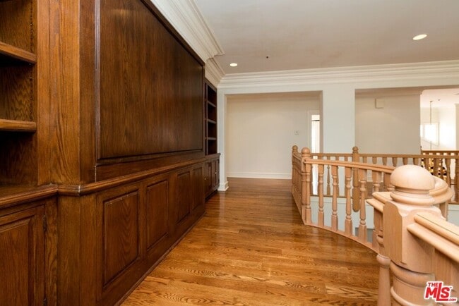 Building Photo - 1450 Cuesta Linda Dr