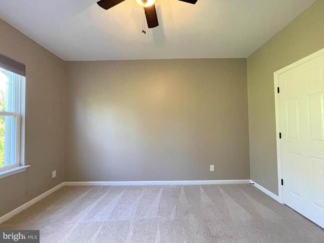 Building Photo - 23573 Christina Ridge Square