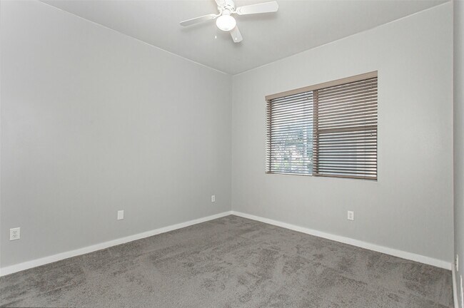 Building Photo - 3015 Bryan St