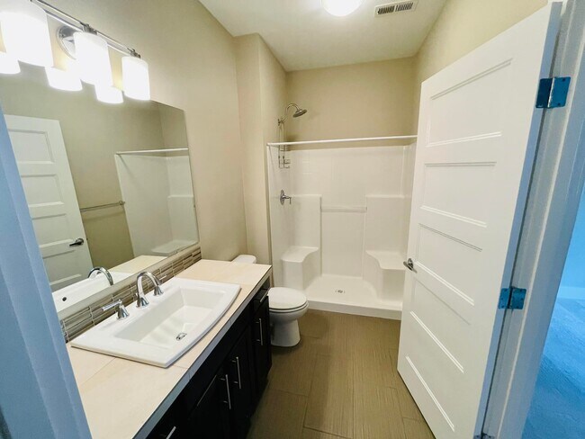 Building Photo - 8113 173rd Ave E