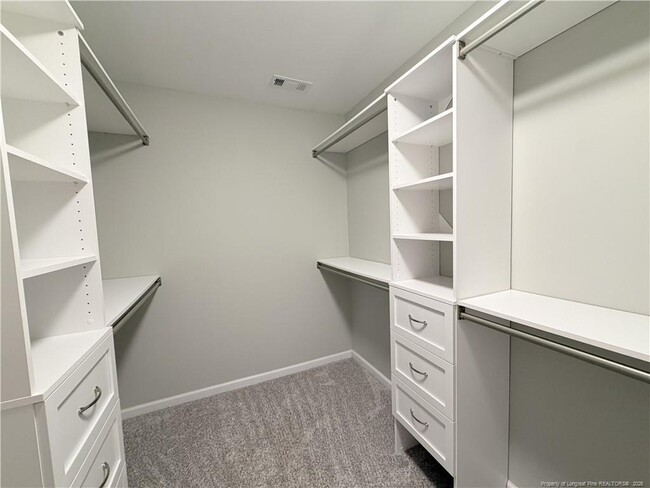 Building Photo - 3083 Carolina Way