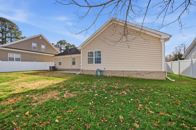 Building Photo - 3211 Calisha Ct