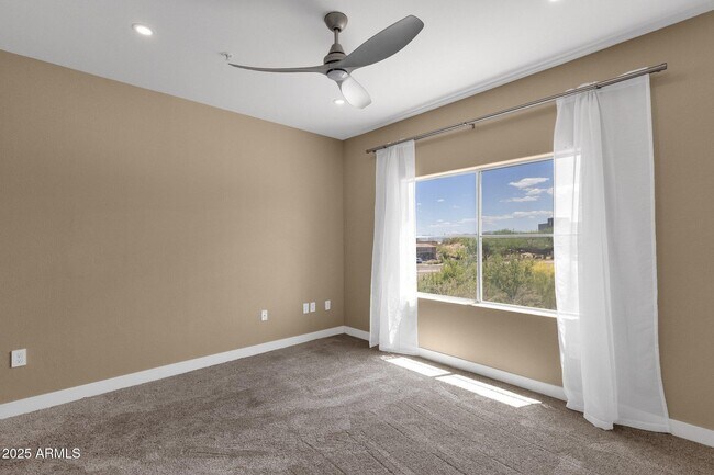 Building Photo - 13700 N Fountain Hills Blvd