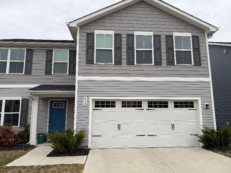 Building Photo - 830 McArthur Dr