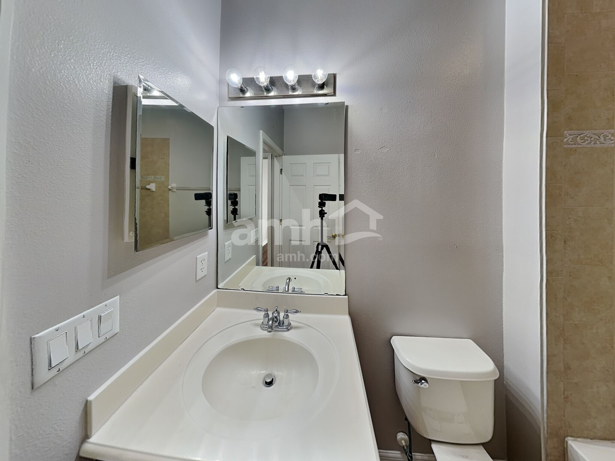 Building Photo - 14813 Braywood Trail