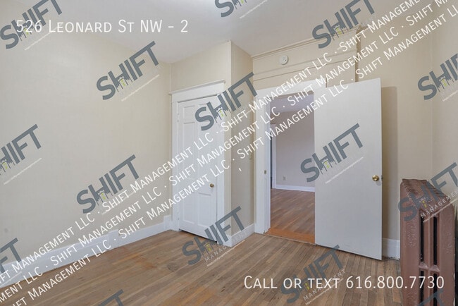 Building Photo - 526 Leonard St NW