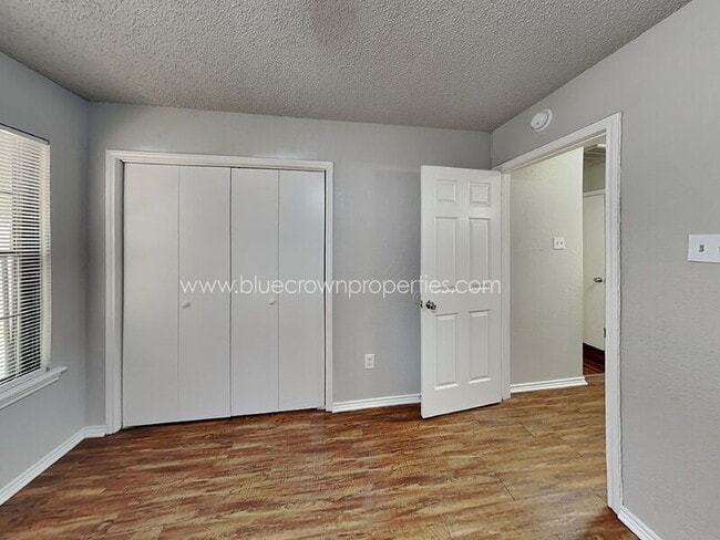 Building Photo - 648 S Rogers Rd