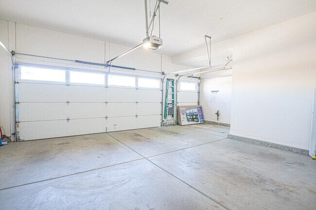 Building Photo - 81799 Prism Dr