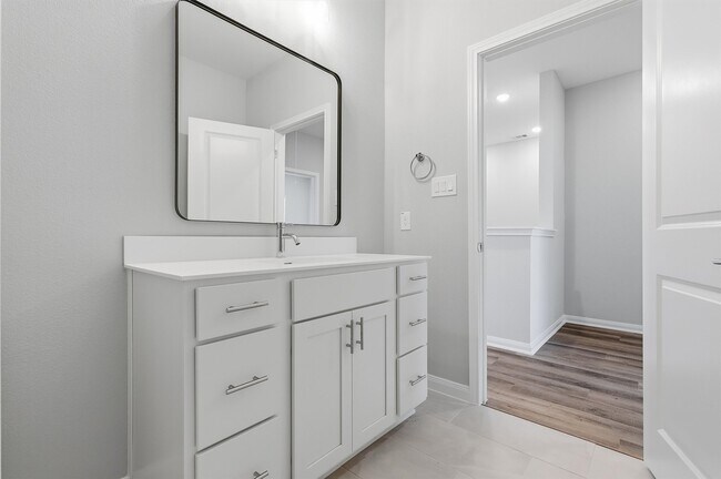 Building Photo - 208 Clark Rd