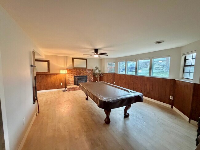 Building Photo - 2028 N Havichur Loop