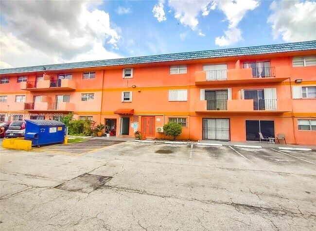 Building Photo - 17101 NW 57th Ave