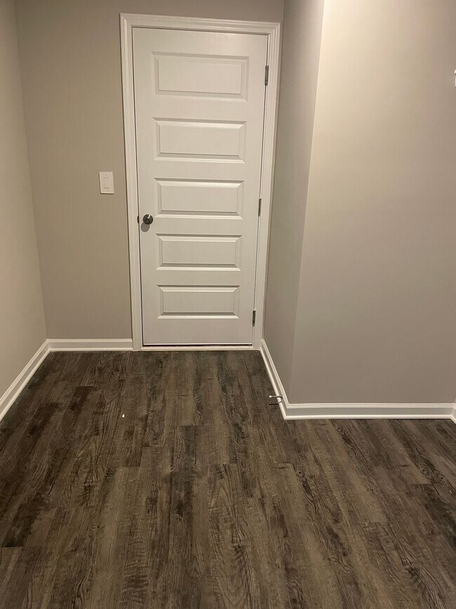 Building Photo - Stunning 3-Bedroom Ranch Home in Kendall Trails – New Construction