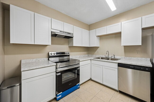 Building Photo - 1091 Boone Ave