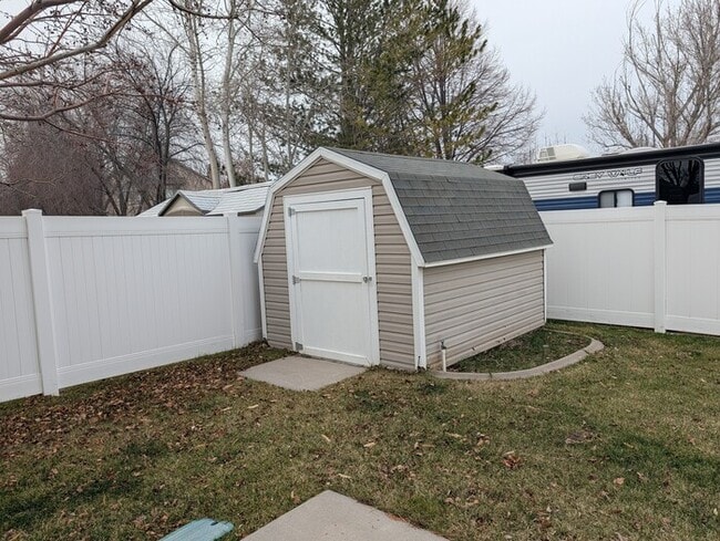 Building Photo - Great home in an amazing location!!