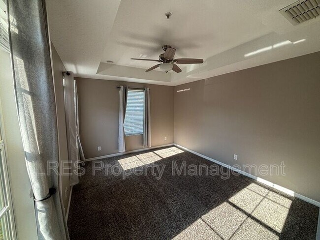 Building Photo - 55 Canterbury Bell Dr