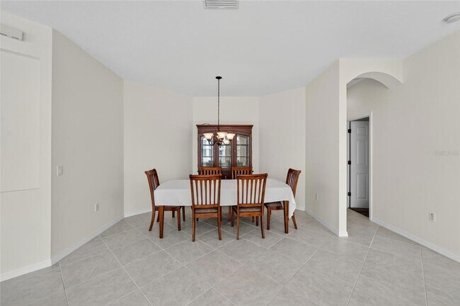 Building Photo - 209 Sela Cove Cir