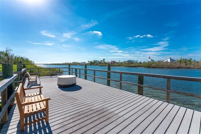 Building Photo - 11100 Hacienda Del Mar Blvd