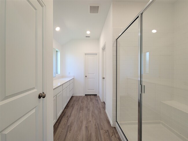 Building Photo - 26622 Castiel Dr