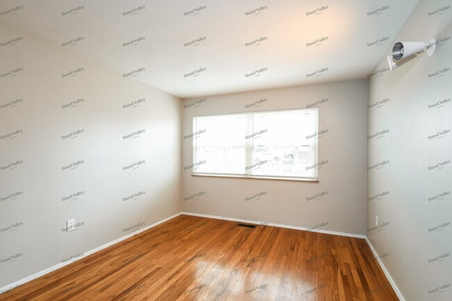 Building Photo - 1060 Preakness Ln