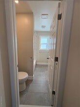 Building Photo - 579 Main St