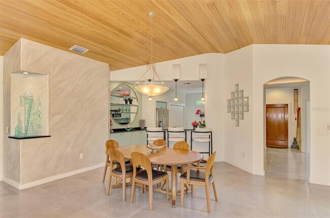 Building Photo - 412 Treasure Boat Way