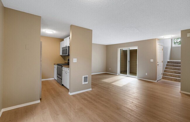 Building Photo - 1614 Village Park Pl