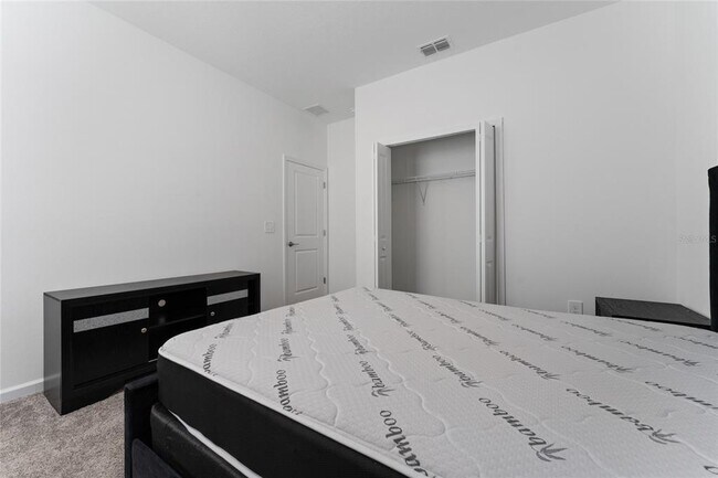 Building Photo - 8967 Chipping Sq Ln