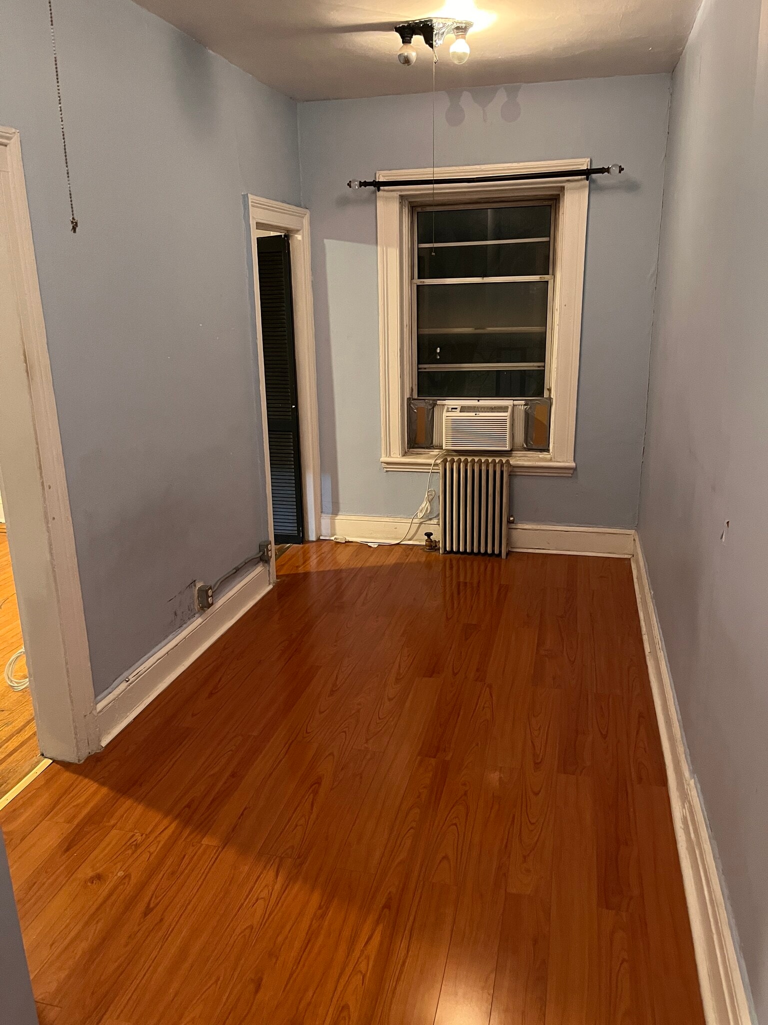 Bedroom 1 - 77 Calyer St