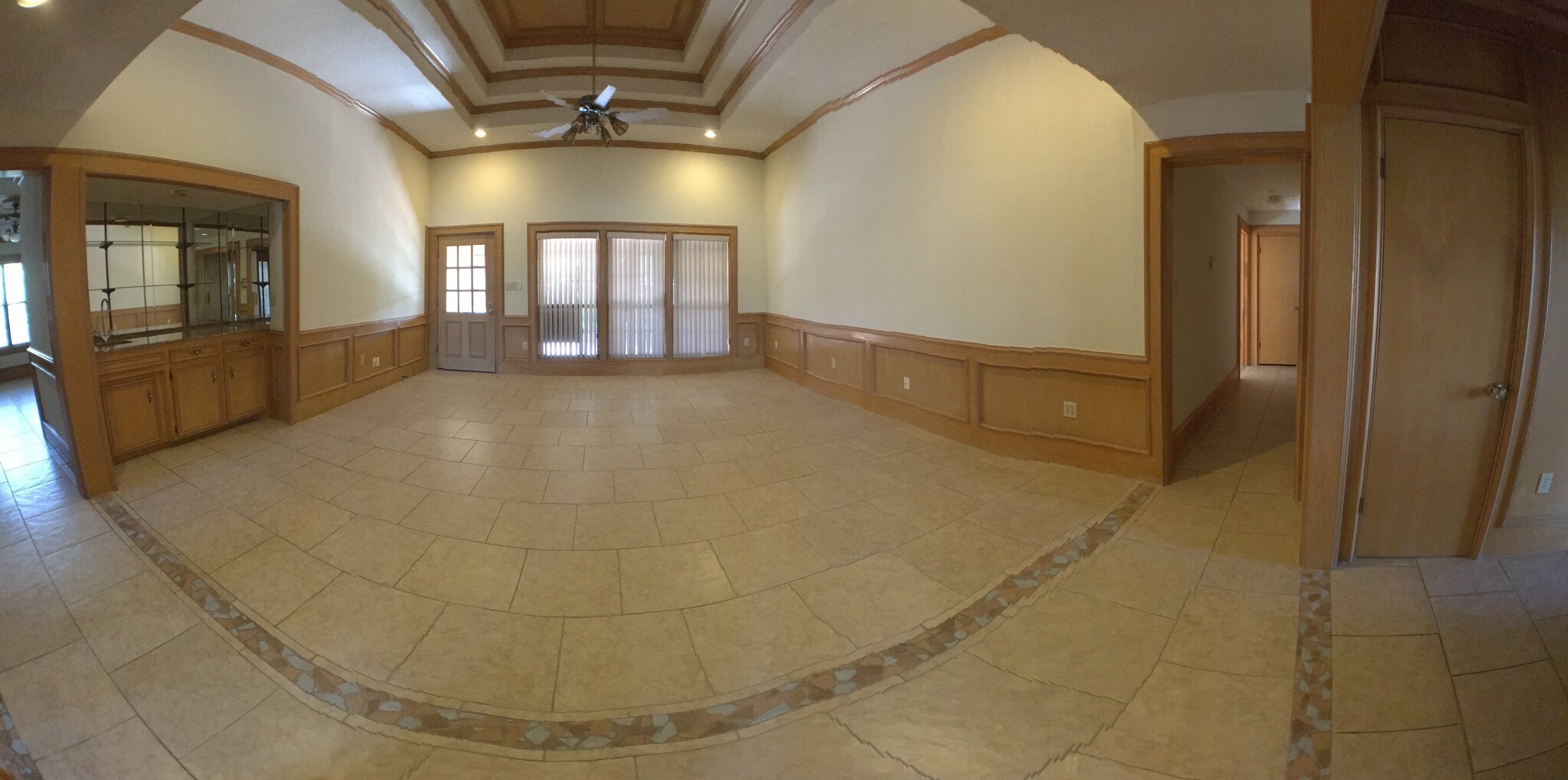 Building Photo - 3809 N 1st Ln W