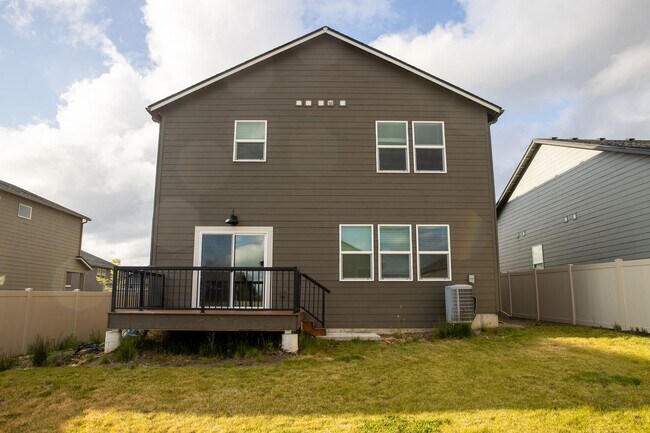Building Photo - 5513 W Morgantown Ln