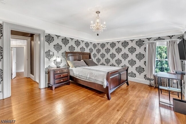 Building Photo - 65 S Mountain Ave