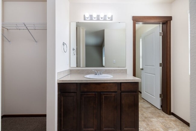 Building Photo - Gilkey 425,LLC#17