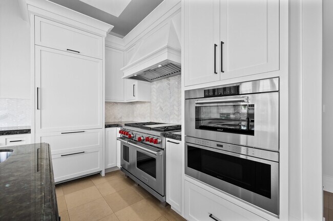 Building Photo - 45 Linda Isle