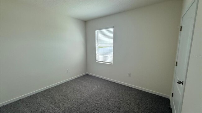 Building Photo - 2046 Walnut Crk Dr