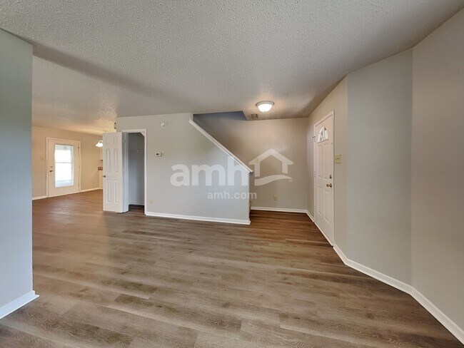 Building Photo - 14414 Refreshing Garden Ln