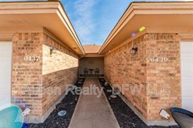 Building Photo - 6437 Brookhaven Trail