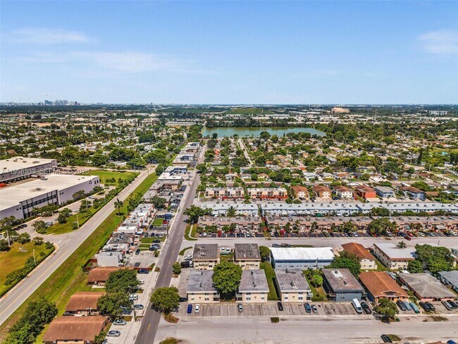 Building Photo - 3660 SW 60th Ave