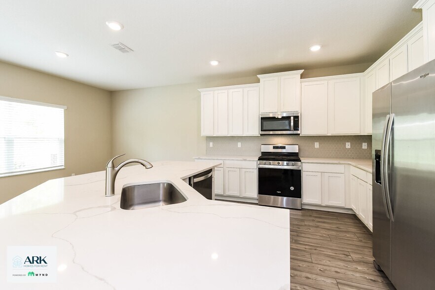 Building Photo - 337 Fellbrook Dr