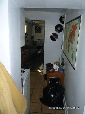 Building Photo - 1504 Commonwealth Ave