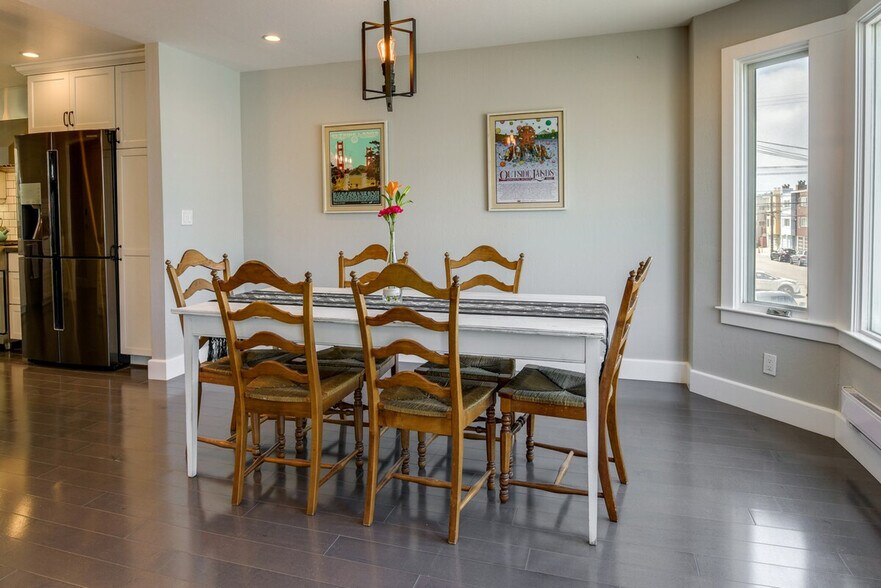 Building Photo - 4631-4633-4633 Irving St