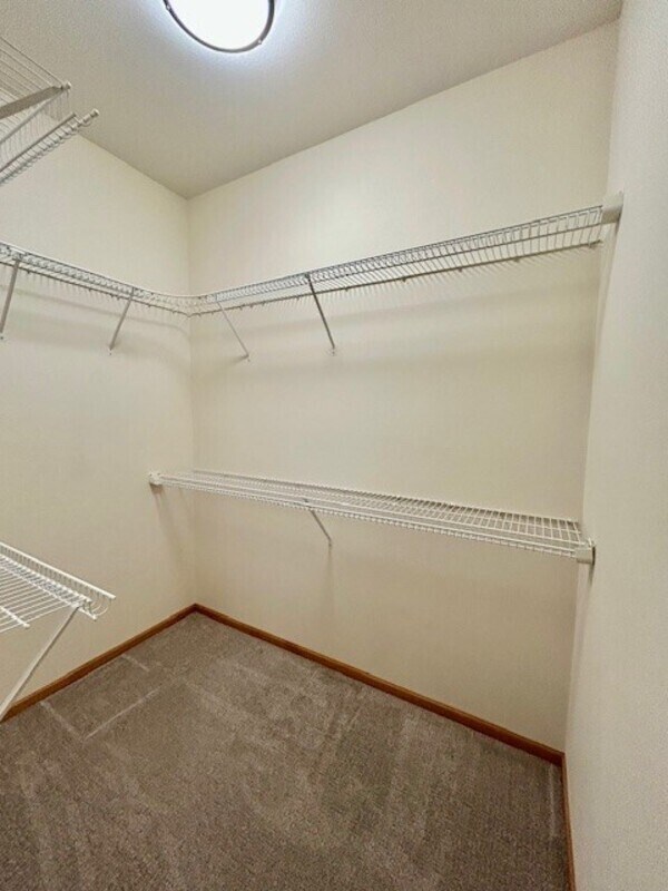 Building Photo - 180a W Maberry Dr